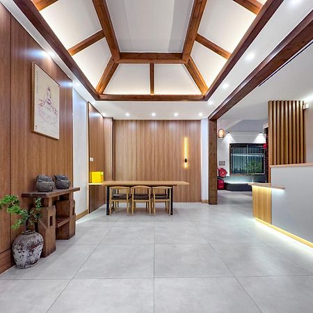 Phoenix Haven Fenghuang Exterior photo