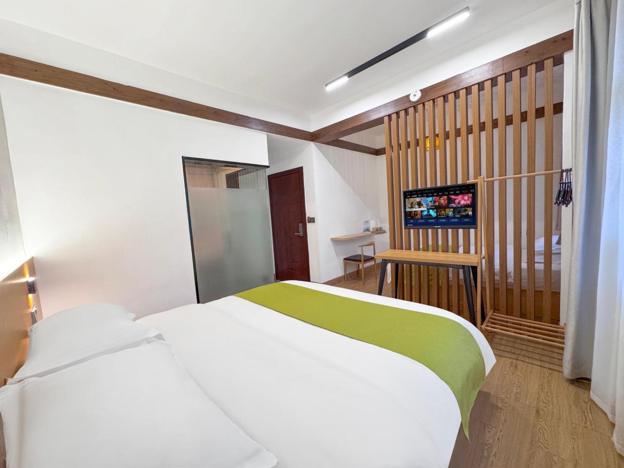 Phoenix Haven Fenghuang Exterior photo