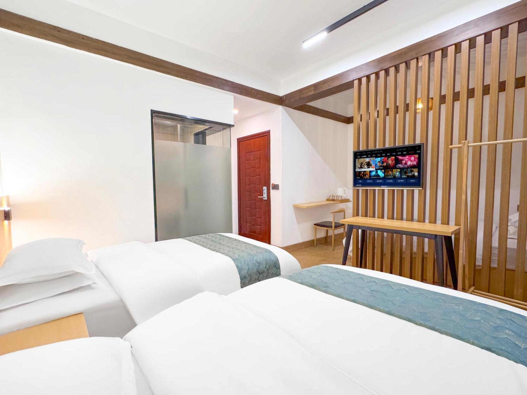 Phoenix Haven Fenghuang Exterior photo